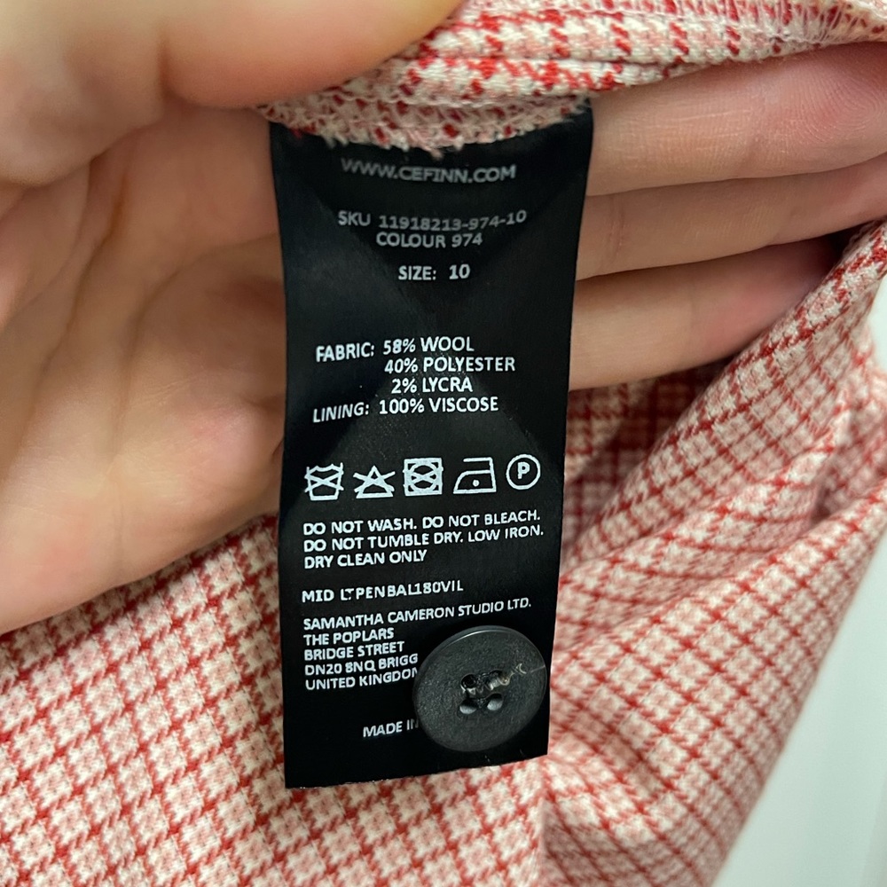 Cefinn Red Pattern Dress Pants - Picture 9 of 11